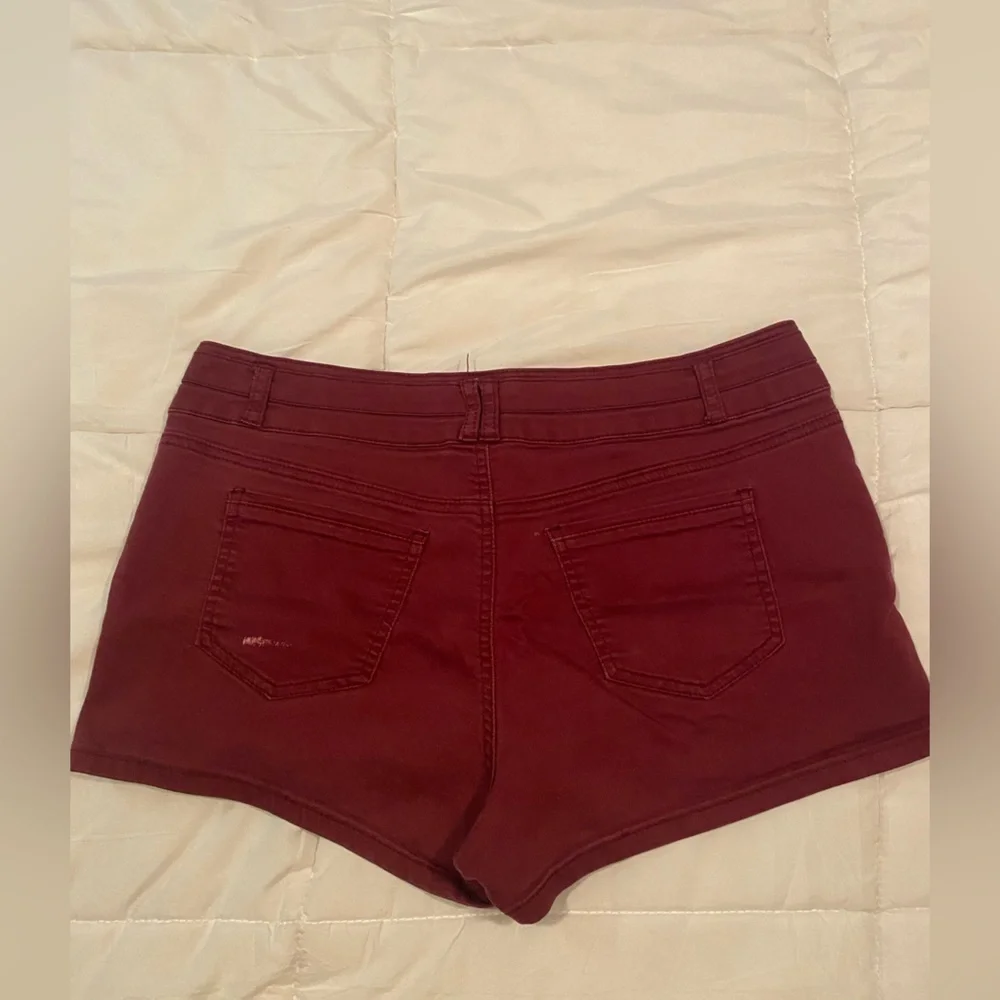 Jean shorts - Picture 2 of 4